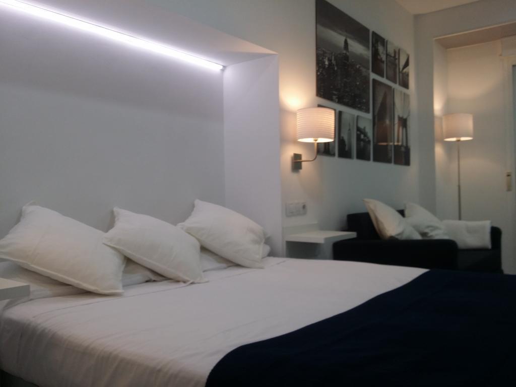 Suite International Alicante Extérieur photo